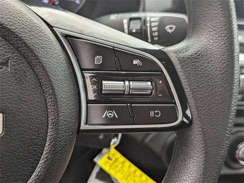 Used 2024 Kia Forte LXS image 27