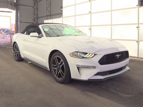 Used 2022 Ford Mustang Premium image 2