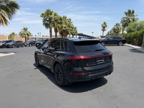 Used 2024 Audi Q8 e-tron Prestige AWD/4WD image 7