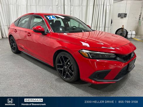 Used 2024 Honda Civic Sport Touring image 2