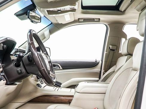 Used 2018 GMC Yukon XL Denali w/ Denali Ultimate Package image 37