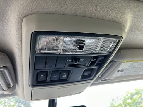 Used 2011 Toyota 4Runner Limited image 32