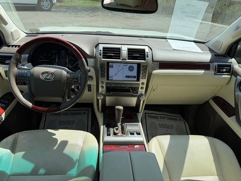 Used 2013 Lexus GX 460 w/ Comfort Plus Pkg image 22