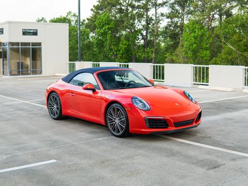 Used 2019 Porsche 911 Carrera S RWD image 15