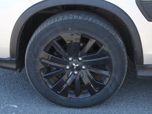 Used 2021 Mitsubishi Outlander Sport ES AWD/4WD image 17
