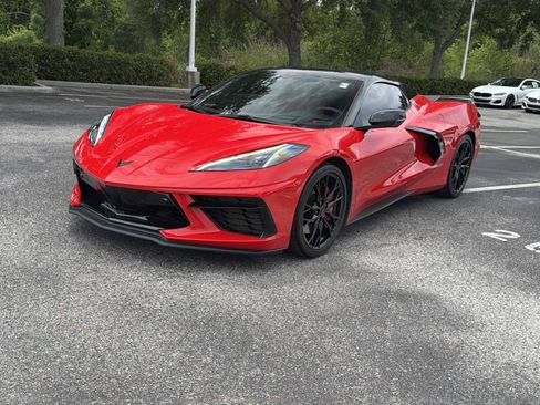 Used 2023 Chevrolet Corvette Stingray Premium Conv w/ Z51 Performance Package RWD image 8