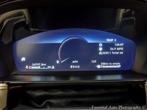 Used 2022 Lincoln Corsair Reserve w/ Equipment Group 201A FWD image 14
