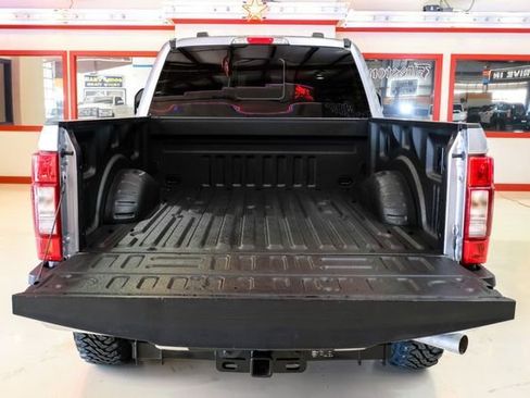 Used 2022 Ford F250 Lariat w/ Lariat Value Package image 8
