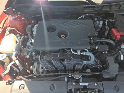 Used 2020 Nissan Altima 2.5 SR FWD image 28