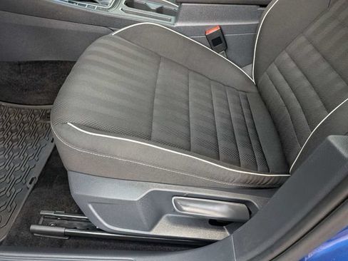Certified 2023 Volkswagen Jetta Sport FWD image 22