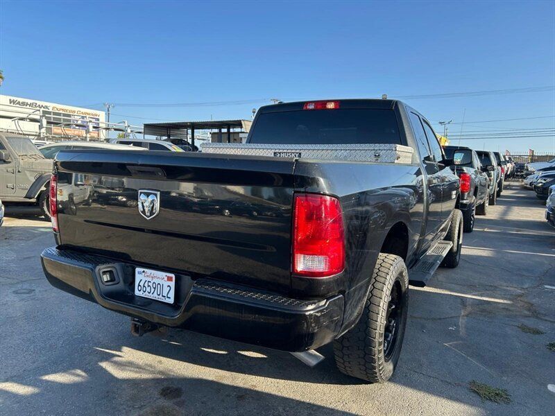 Used 2018 RAM 1500 Express RWD image 36