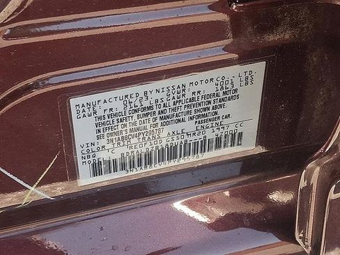 Certified 2023 Nissan Sentra SV w/ SV Premium Package FWD image 28