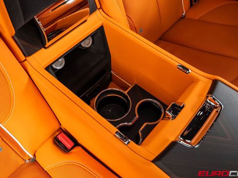 Used 2023 Rolls-Royce Cullinan image 44