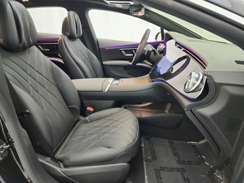 Used 2022 Mercedes-Benz EQS 580 4MATIC Sedan image 19
