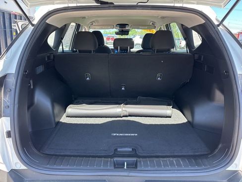 Certified 2025 Hyundai Tucson SE AWD/4WD image 14