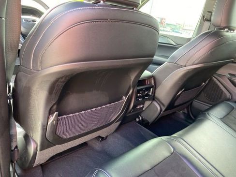 Used 2024 Jeep Grand Cherokee Altitude image 31