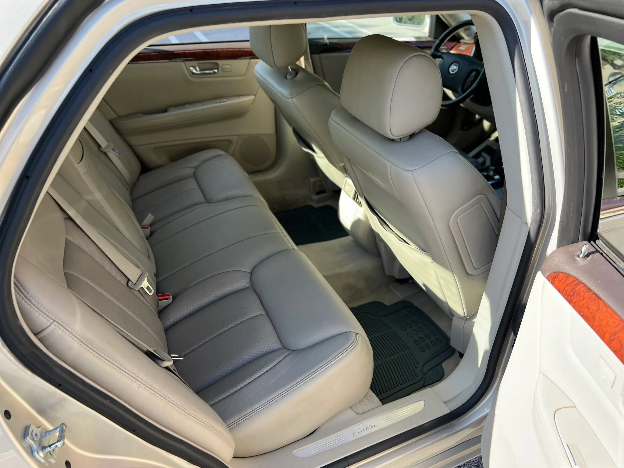 Used 2007 Cadillac DTS Luxury I FWD image 21