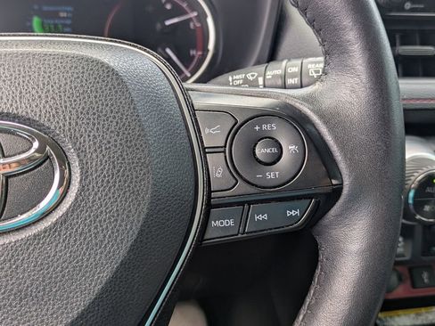 Used 2020 Toyota RAV4 TRD Off-Road image 19