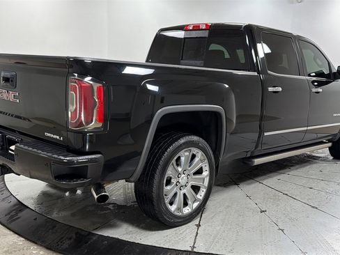 Used 2018 GMC Sierra 1500 Denali image 5