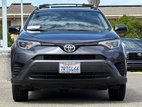 Used 2016 Toyota RAV4 LE FWD image 6
