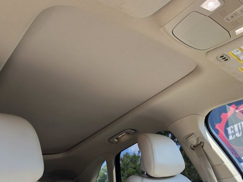 Used 2017 Lincoln MKC Reserve AWD/4WD image 33