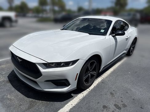 Certified 2024 Ford Mustang Premium RWD image 9