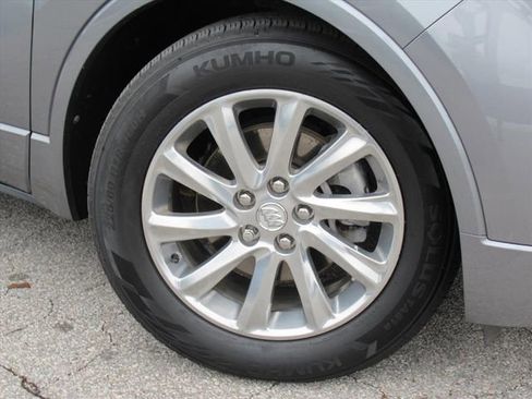 Used 2020 Buick Envision Essence image 7