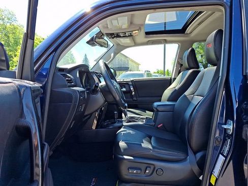 Used 2021 Toyota 4Runner TRD Off-Road Premium w/ Moonroof Package AWD/4WD image 14