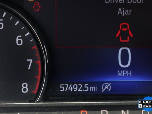 Used 2021 Ford Explorer XLT image 18