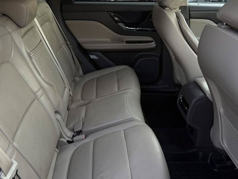 Used 2021 Lincoln Corsair Grand Touring AWD/4WD image 36