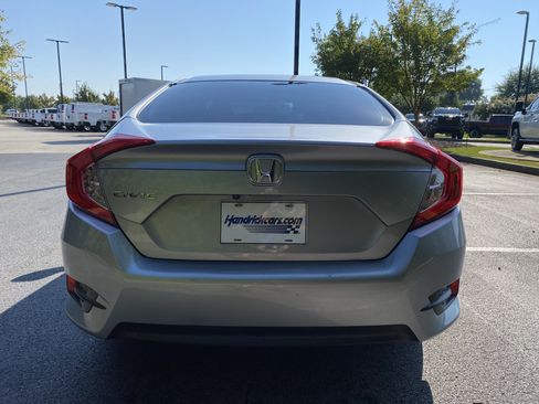 Used 2018 Honda Civic LX image 8