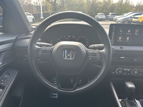 Used 2023 Honda Accord Sport image 10
