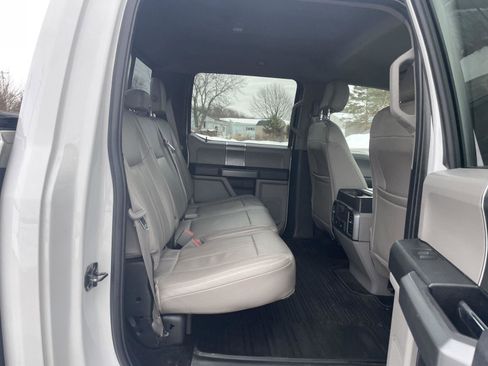 Used 2018 Ford F150 XLT w/ Equipment Group 302A Luxury image 22