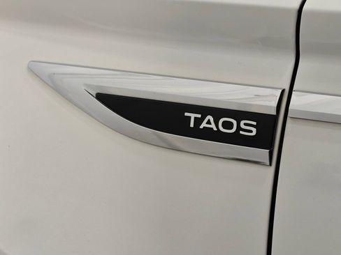 Used 2022 Volkswagen Taos S w/ IQ Drive S Package image 46