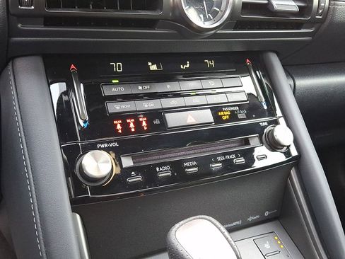 Certified 2023 Lexus IS 350 F Sport image 16