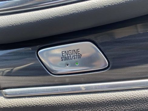 Used 2019 Buick Enclave Essence FWD image 34