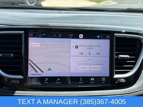 Used 2025 Chrysler Pacifica Limited FWD image 27