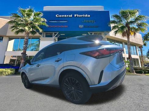 Used 2025 Lexus RX 350h w/ Convenience Package image 7