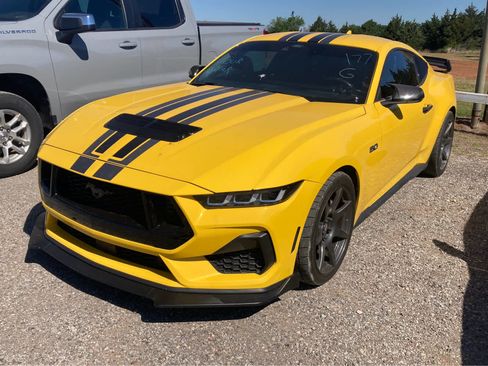 Used 2024 Ford Mustang GT Premium RWD image 4