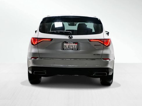 Used 2024 Acura MDX SH-AWD w/ Technology Package image 3