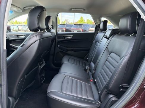 Used 2017 Ford Edge SEL w/ Equipment Group 201A image 16