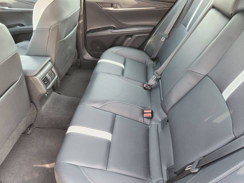 Used 2025 Toyota Camry SE w/ Convenience Package FWD image 34