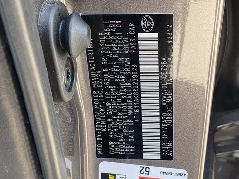 Used 2024 Toyota Camry SE w/ Blackout Package (TMS) image 15