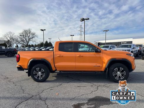 Certified 2025 GMC Canyon AT4 AWD/4WD image 3