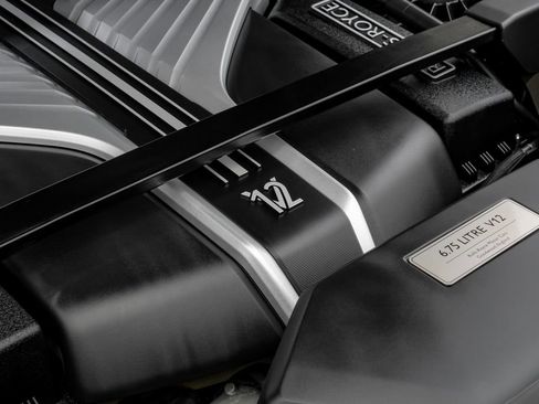 Used 2022 Rolls-Royce Cullinan w/ Cullinan Package AWD/4WD image 67