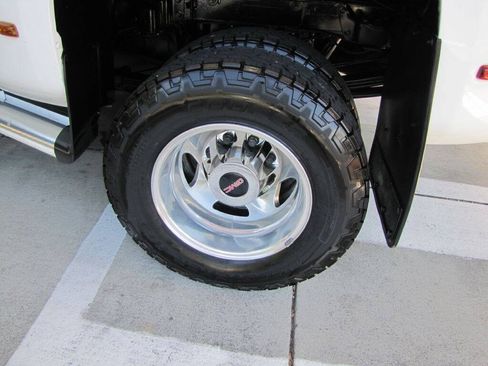 Used 2015 GMC Sierra 3500 Denali AWD/4WD image 32