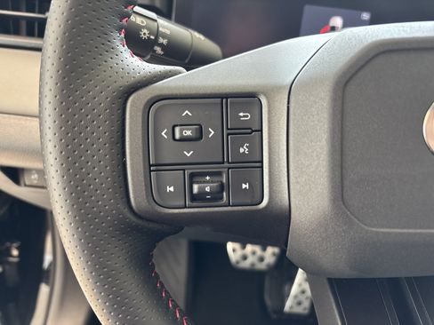 Used 2026 Toyota RAV4 AWD Plug-in Hybrid image 16