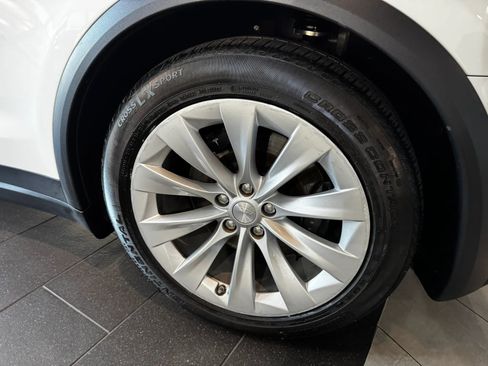 Used 2016 Tesla Model X 90D AWD/4WD image 47