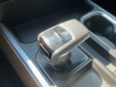 Used 2023 Chevrolet Silverado 1500 High Country w/ Technology Package AWD/4WD image 15