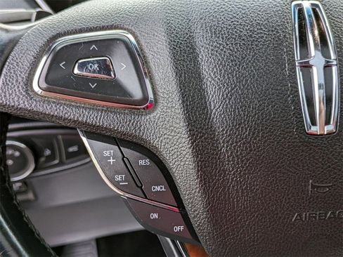 Used 2017 Lincoln MKX Reserve image 20